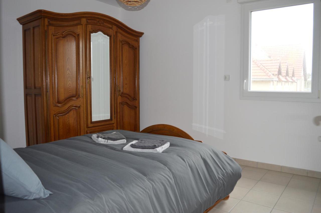 Appartement Spacieux Avec Balcon - A 50M De La Plage Courseulles-sur-Mer Exterior photo
