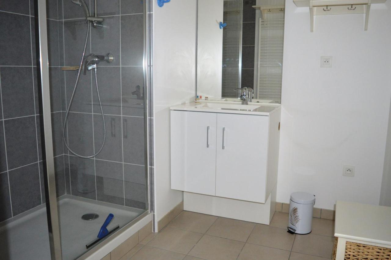 Appartement Spacieux Avec Balcon - A 50M De La Plage Courseulles-sur-Mer Exterior photo
